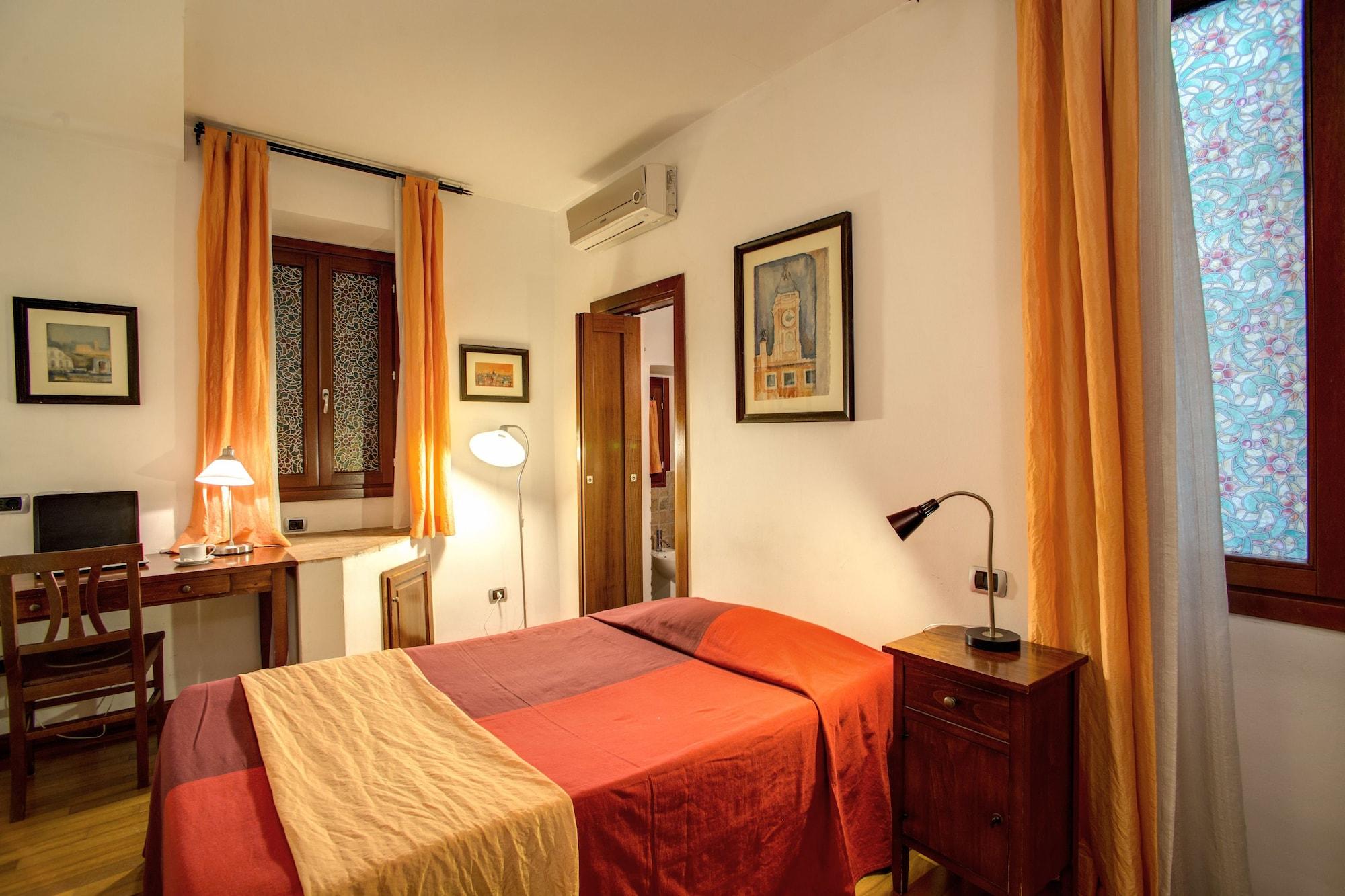 Residenza Domizia Guest house 3*