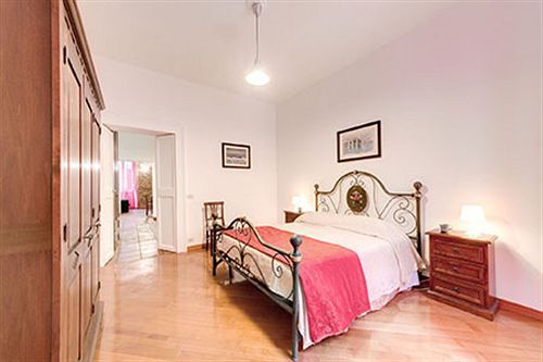 Residenza Domizia Affittacamere Roma