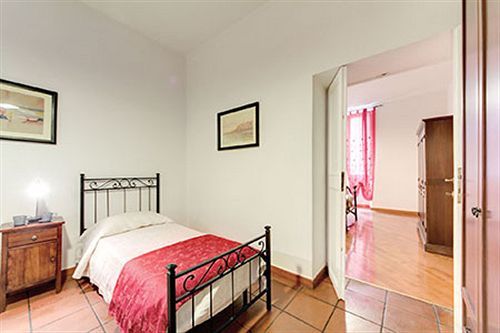 Affittacamere Residenza Domizia Roma