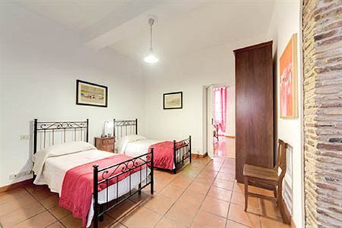 Residenza Domizia Roma
