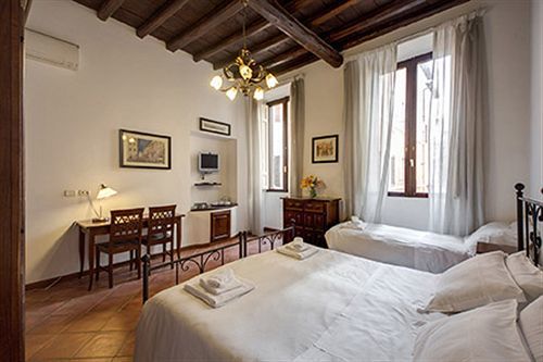 Residenza Domizia 3*
