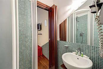 Guest house Residenza Domizia 3*