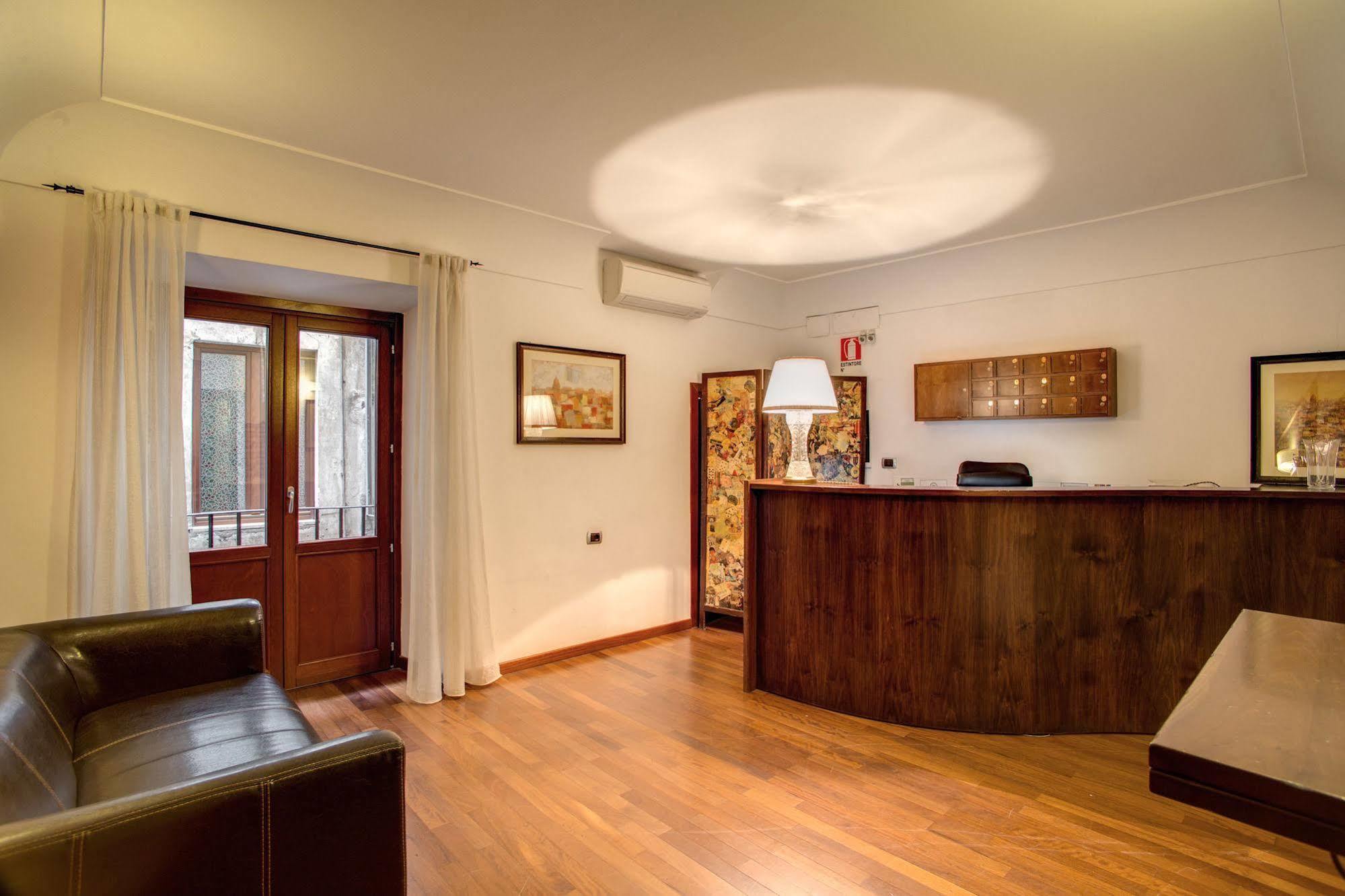 Residenza Domizia Guest house 3*